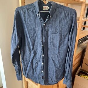 Faherty Blue Casual Button Down Shirt with Classic Design